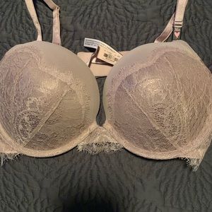 Victoria’s secret bra